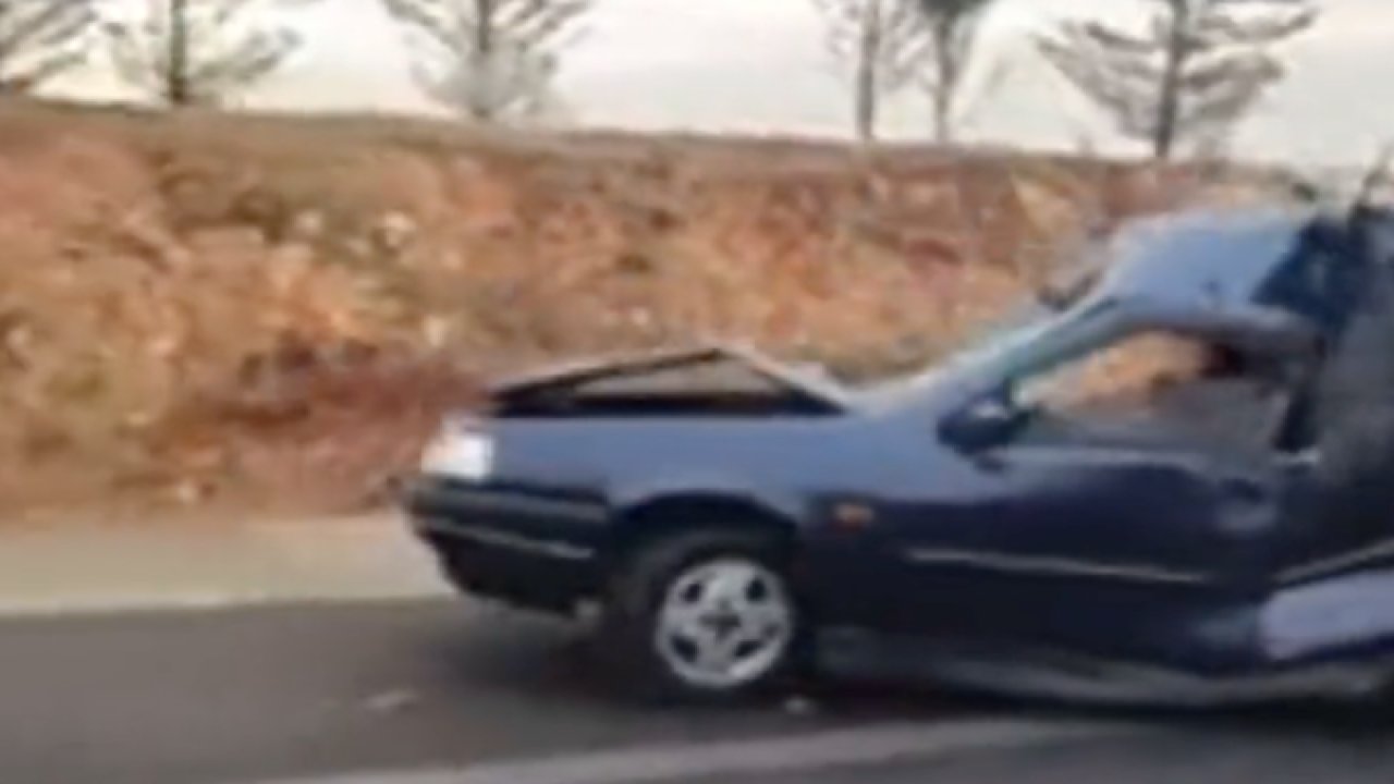 Gaziantep'te Kaza... Otomobil Hurdaya Döndü
