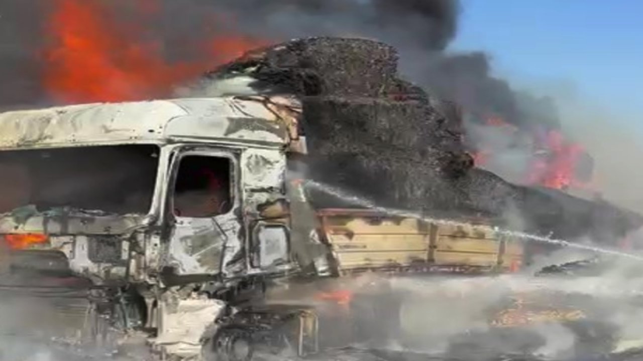 Tarsus-Adana-Gaziantep (TAG) Otoyolunda saman yüklü tır yandı, trafik durma noktasına geldi... Video Haber