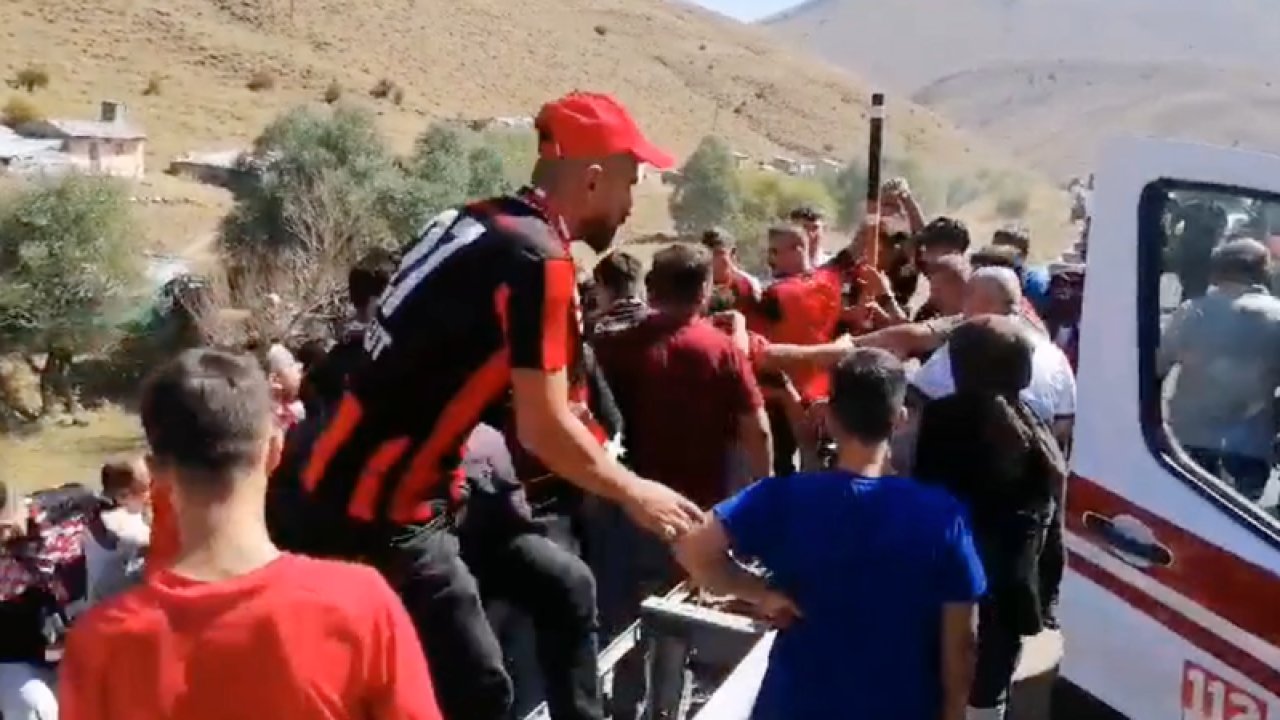 Gaziantep FK taraftarı Kayseri yolunda meydana gelen kaza için seferber oldu.