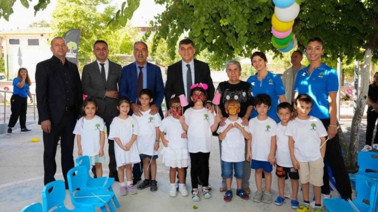 Şehitkamil Belediyesi'nin Önce Öğren Sonra Eğlen Projesi okullara renk katıyor