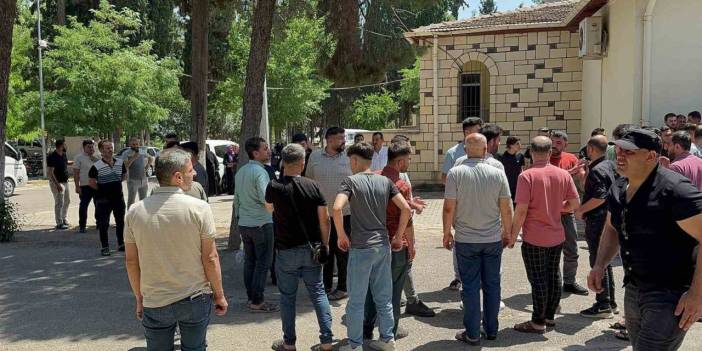 Türkiye Gaziantep'teki Cinayetleri Ve İntiharı Konuşuyor! Gaziantep’te 4 arkadaşını katlederek intihar etti